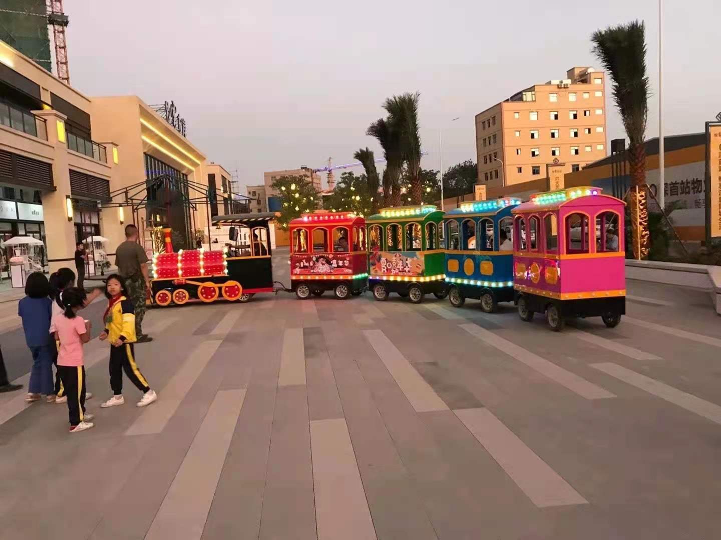 小火车.jpg
