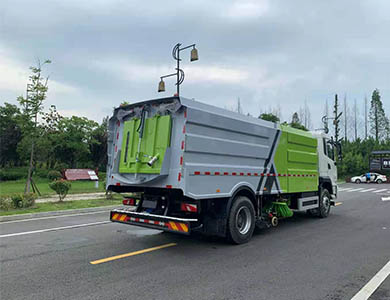 电动洗扫车.JPG